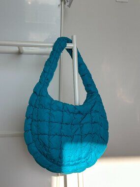 COS Cloud Pillow bag Size Small NWT Limited Edition Colour